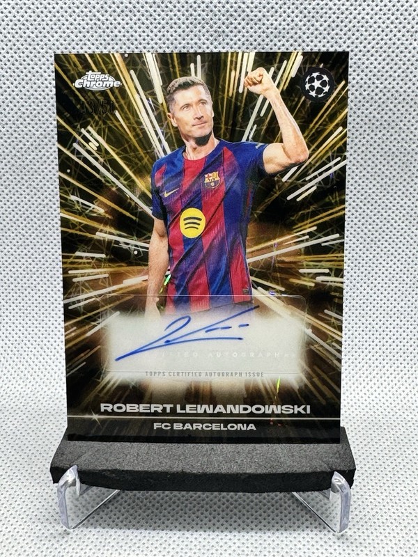 2024-25 Topps Chrome UCC Black Lazer Auto Gold /50 Robert Lewandowski #BLA-RL
