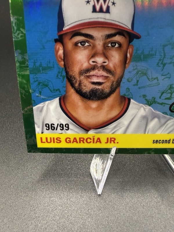 2025 Topps Chrome Platinum Luis Garcia Jr. Washington Nationals. Green Toile /99 gallery