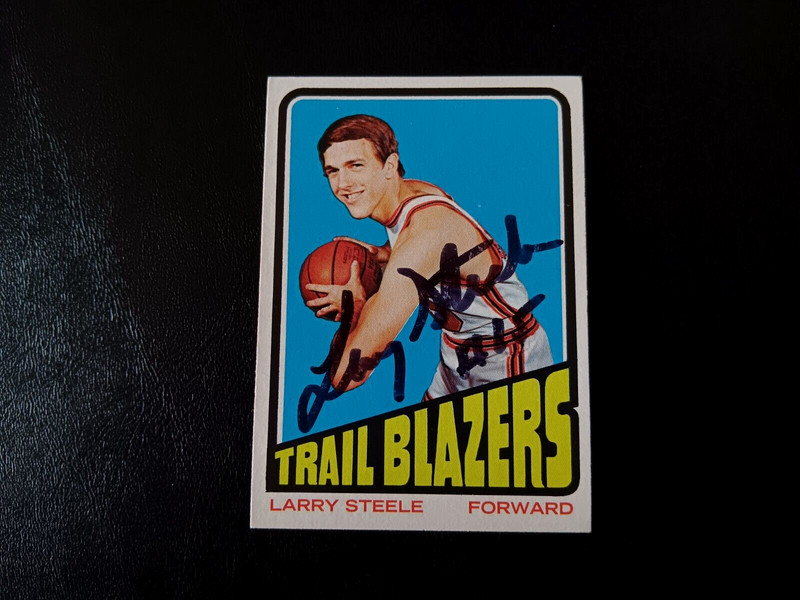 Larry Steele Autographed 1972 Topps Basketball Rookie Blazers Card #26 NBA Auto