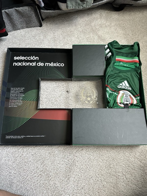 Official 2014 Brazil World Cup Adidas Mexico National Team Home Kit Size L