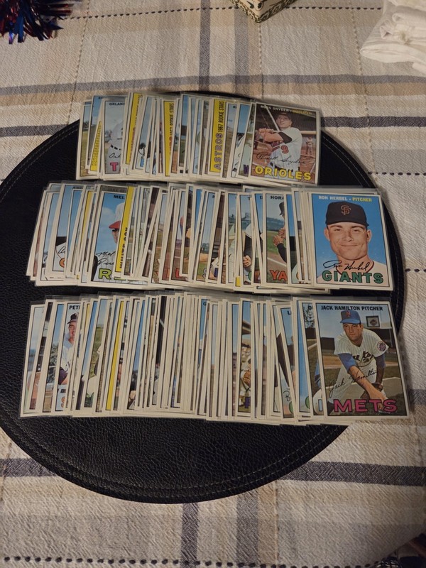 1967 Topps Baseball Card Lot-NM