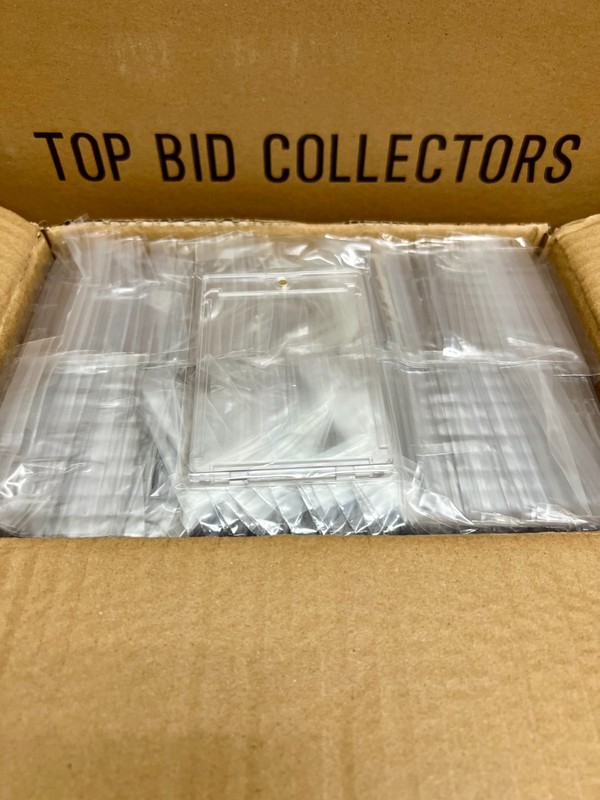 100 Pack Ultra-Thin Magnetic Trading Sports Card Holder 35pt One-Touch Hard Case