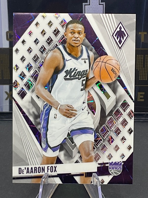 2023-24 Panini Pheonix #90 De’Aaron Fox White Lazer Prizm /150 Kings SP