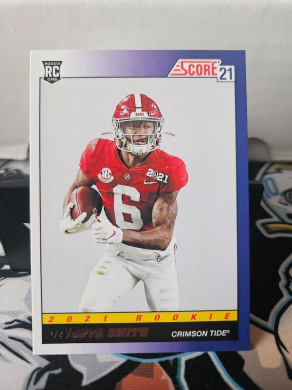 2021 Score – 1991 Throwback Rookies #TB4 Devonta Smith (RC)