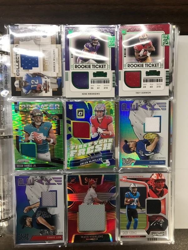 lot of 216 misc football baseball etc jersey and auto cards