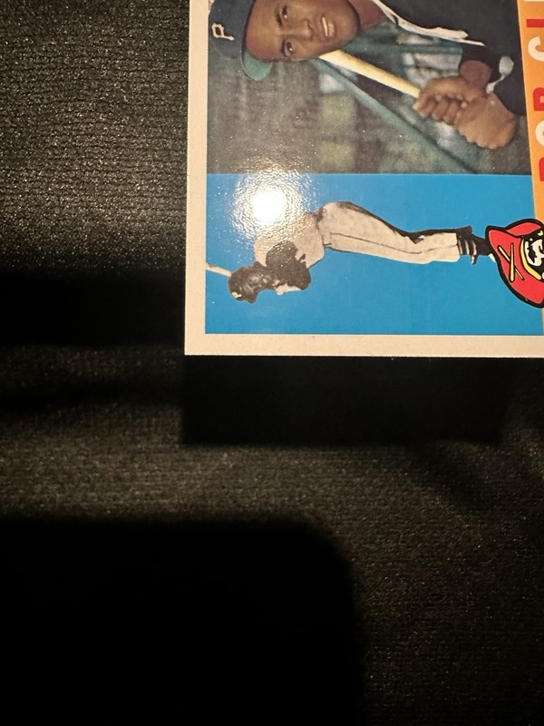 2019 Topps Update Series - Iconic Card Reprints Roberto Clemente #ICR-25 Bob on gallery