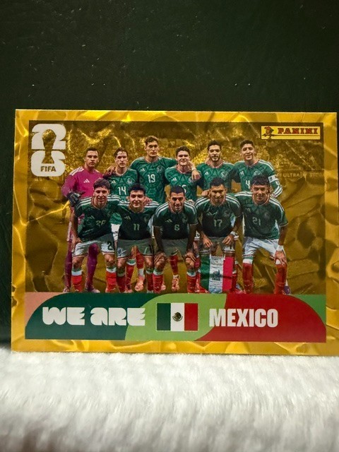 PANINI-FIFA WORLD CUP 2026 GOLD CRUMPLE Stickers – All Groups Mixed I