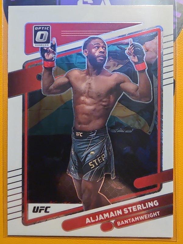 2022 Panini Donruss Optic UFC – Aljamain Sterling #64