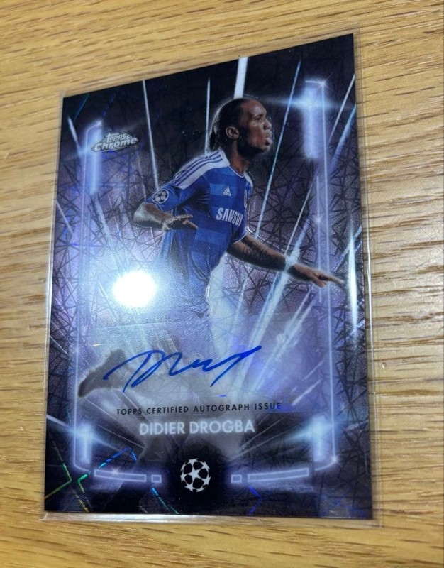 24-25 Topps Chrome UCC Didier Drogba BLACK LAZER Autograph Card Limited Rare gallery