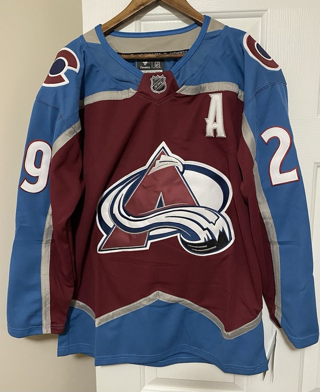 Colorado Avalanche Nathan MacKinnon Jersey #29 Sizes M L