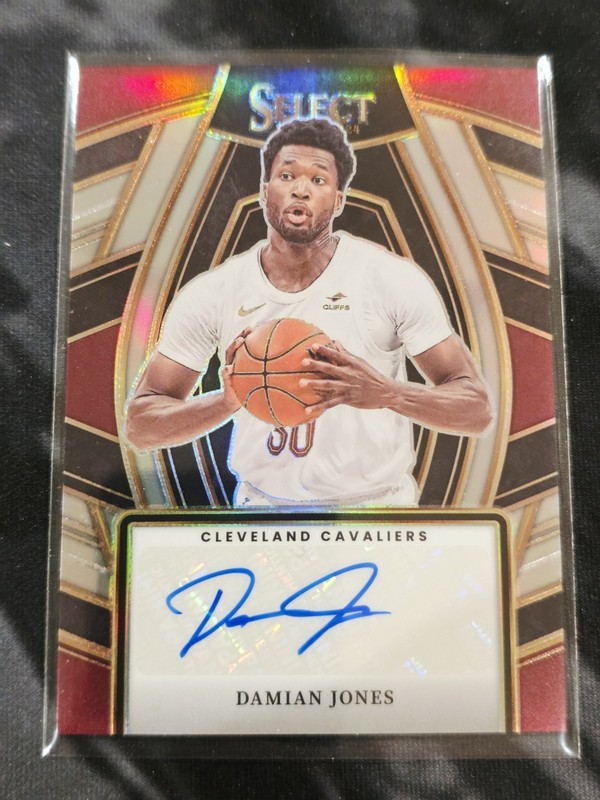 2023-24 Panini Select – Signature Selections Damian Jones #SSS-JON (AU)
