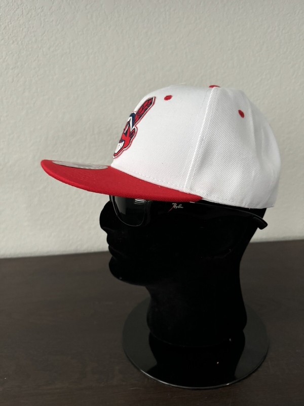 OLD CLASSIC THROWBACK RETRO CHIEF WAHOO LOGO INDIANS SNAPBACK HAT RED WHITE NWT gallery