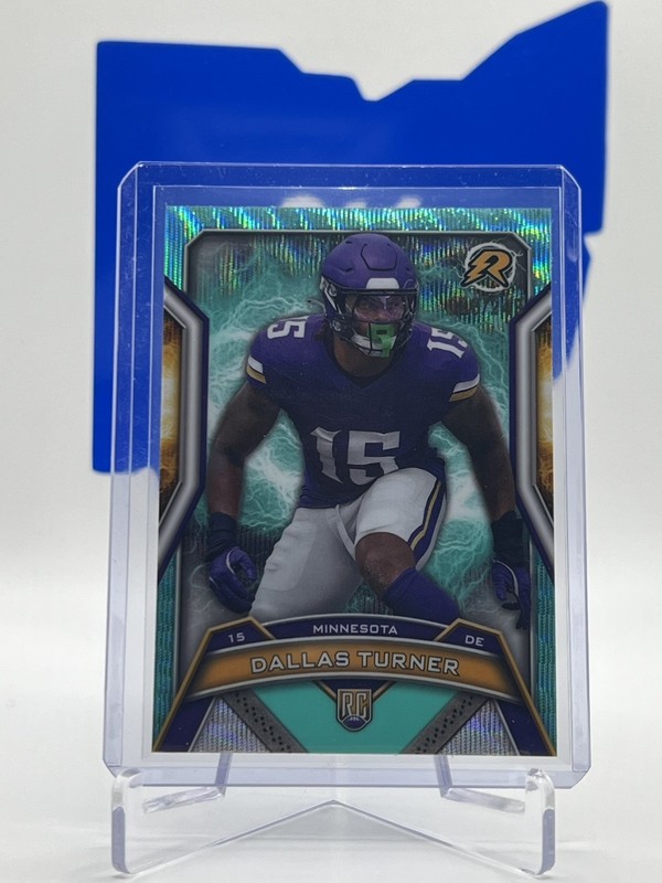 2024 Topps Resurgence – Rookies Dallas Turner Aqua Surge Refractor RC /249