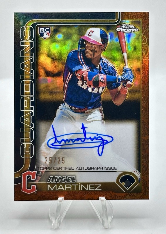 2025 Topps Gilded – Angel Martinez 25/25 Orange Rookie Auto #CGA-AM (RC,AU)