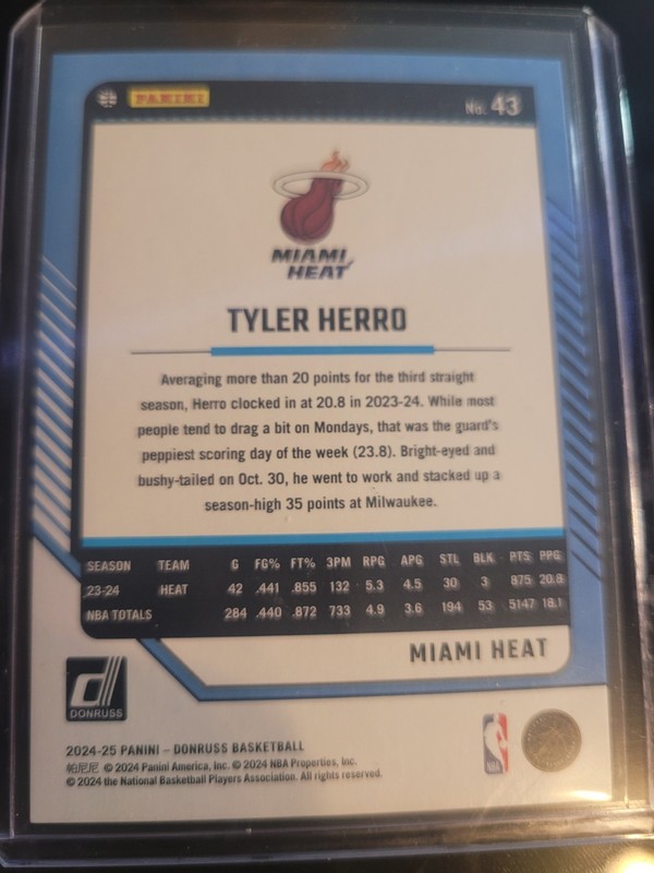 2024-25 Panini Donruss - Tyler Herro #43 Holo Red Laser /99 gallery