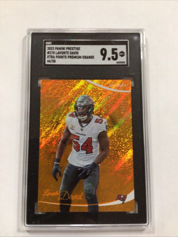2023 Panini Prestige – Lavonte David #278 Xtra Points Orange /50