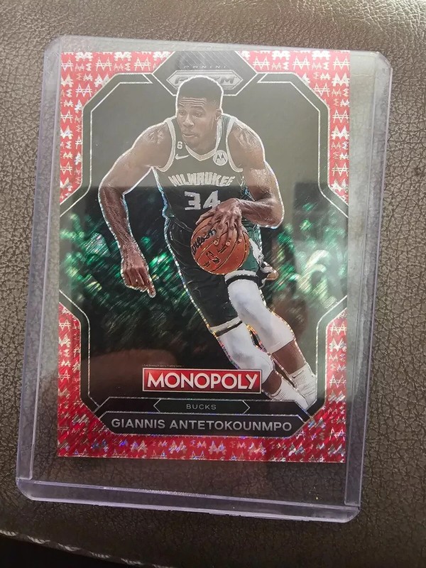2022-23 Panini Prizm Monopoly – Red Money Shimmer Prizm #49 Giannis…