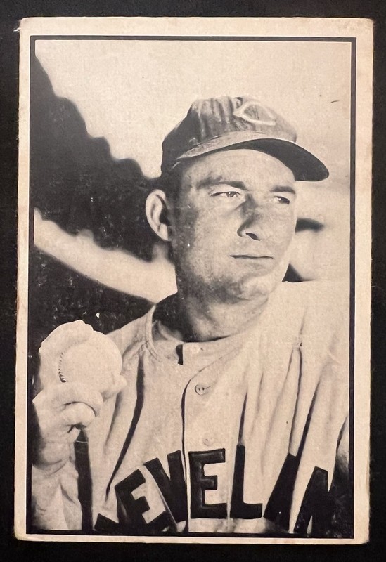 1953 Bowman B & W Bob Lemon #27 (Mark) Vintage Indians HOF ✅