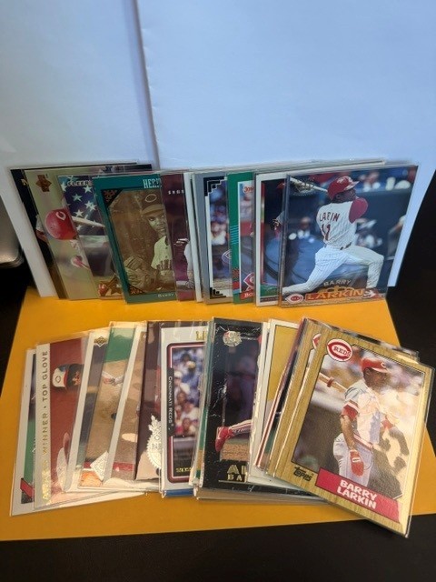 Barry Larkin Card Lot – 37 Unique Cards! – Misc Years & Brands