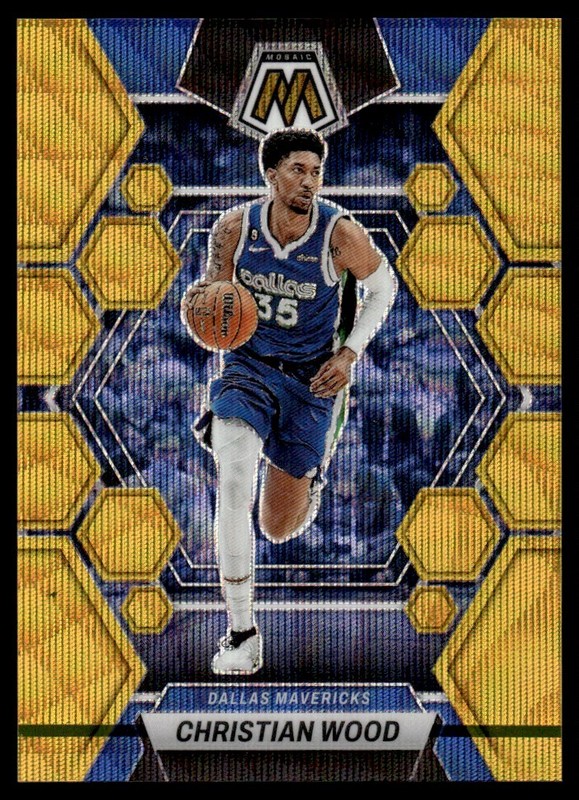 2022-23 Mosiac Gold Wave Christian Wood 08/10 Dallas Mavericks #125