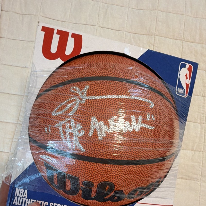 Wilson Allen Iverson Signed “The Answer” Basketball