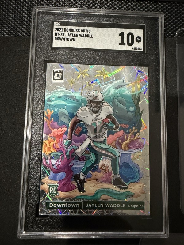 2021 Panini Donruss – Downtown! Jaylen Waddle #DT-37 (RC)