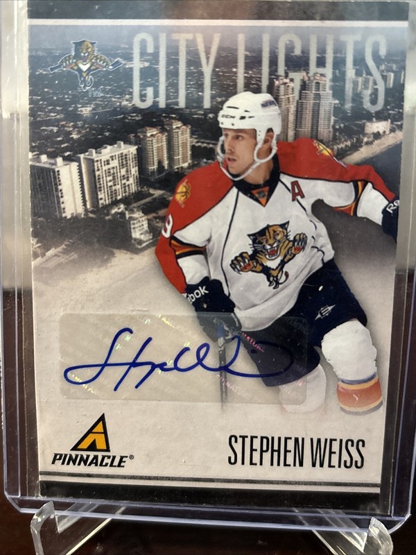 2010-11 Panini Pinnacle City Lights Signatures #083/100 Stephen Weiss #26 Auto