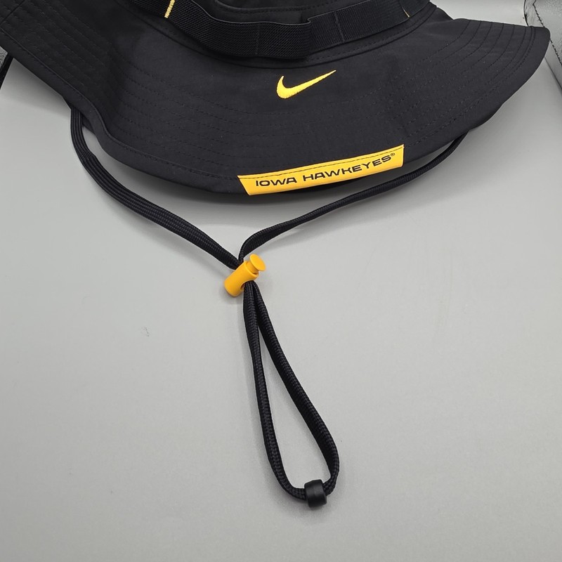 Nike Iowa Hawkeyes On Field Sideline Boonie Bucket Hat Black Medium/Large NWT gallery