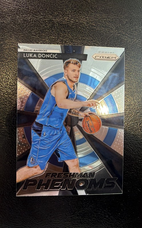 2018-19 Panini Prizm – Freshman Phenoms Luka Dončić #23 (RC)