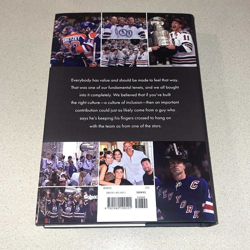MARK MESSIER RANGERS signed autographed NO ONE WINS ALONE BOOK NHL HOF BECKETT gallery