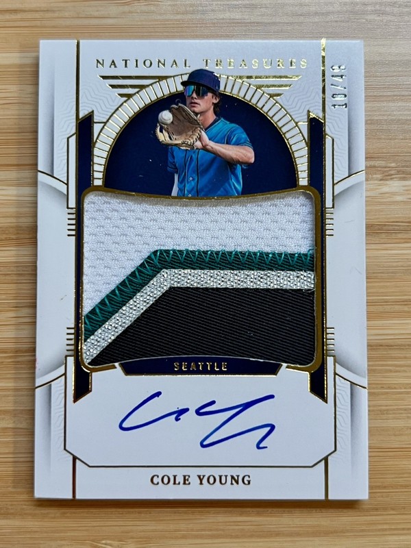 2024 Panini National Treasures – Cole Young #PMS-CY Gold 10/49 (AU, MEM, RC)