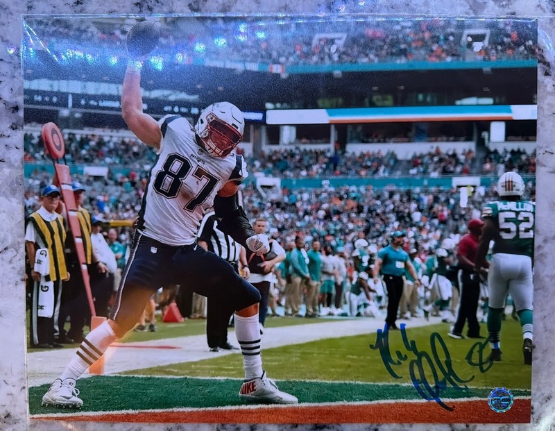 Rob Gronkowski Signed 8×10 Photo Autographed Patriots TE w/ COA Super Bowl Champ