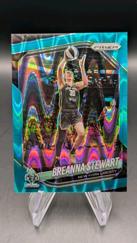 2025 Panini Prizm WNBA #26 Breanna Stewart Teal Seismic Prizm #’d /49