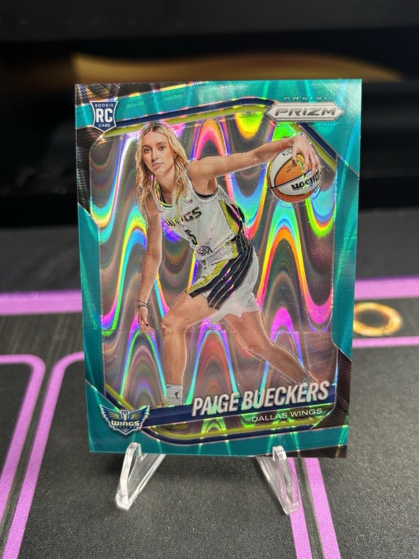 2025 WNBA Prizm Paige Bueckers Teal Seismic RC /49