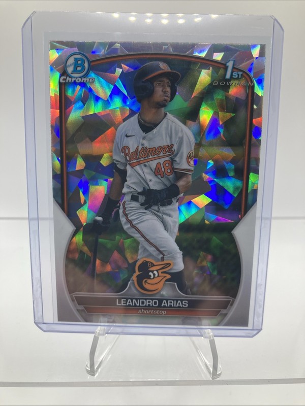 2023 Topps BCP-84 Leandro Arias Cracked Ice 1st Bowman