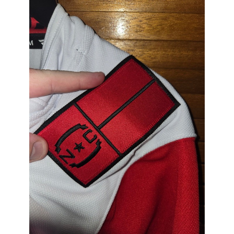 Carolina Hurricanes Fanatics Premium Away Jersey White/Red Men 46 (Small) gallery