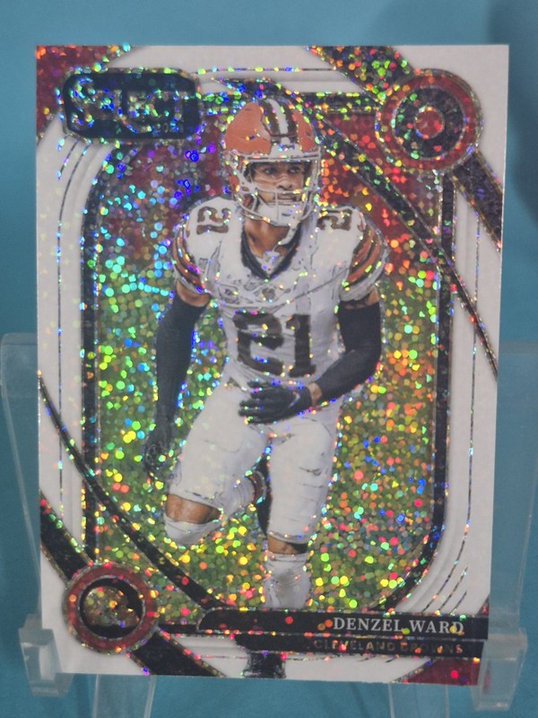 2024 Panini Select – Club Level Denzel Ward #248 White Sparkle Prizm