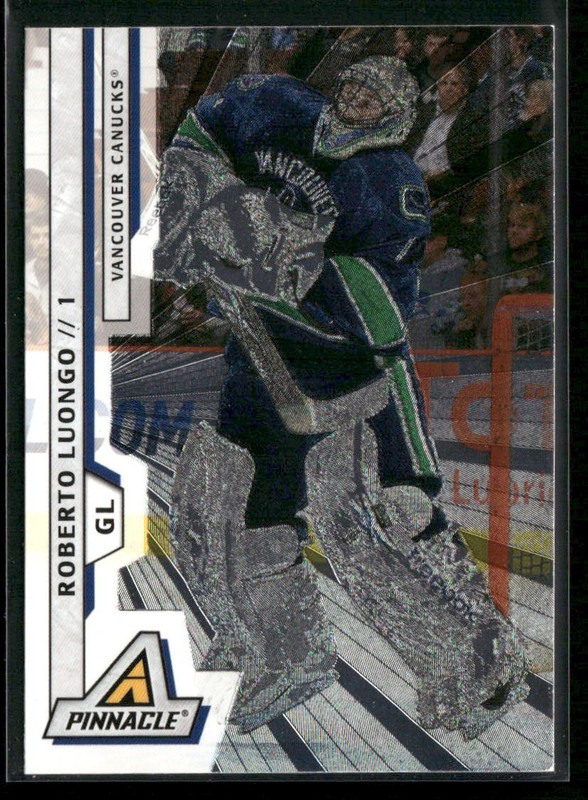2010-11 Panini Pinnacle Rink Collection Roberto Luongo #9 HOF