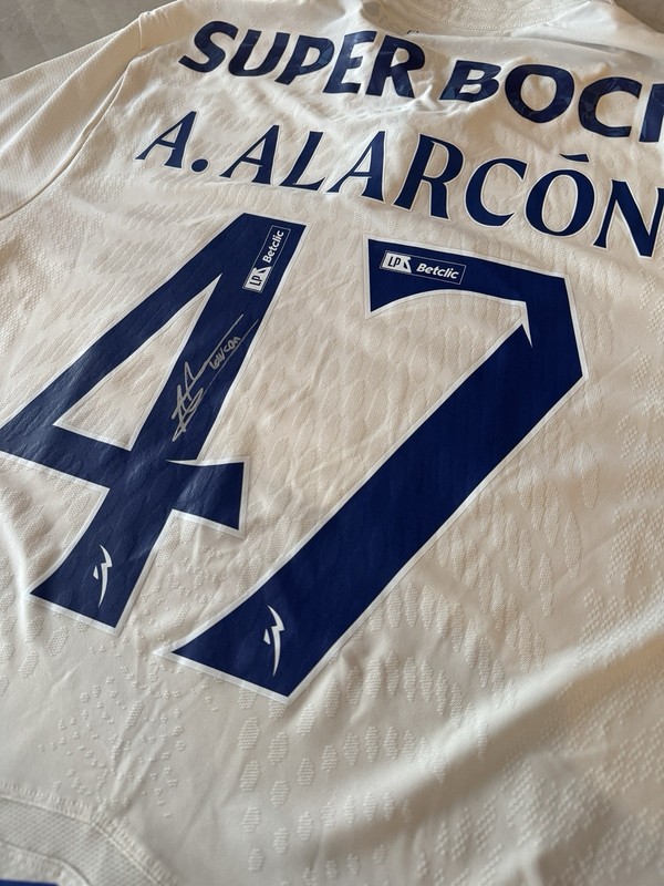 FC Porto 2025/26 Third Match-issued autographed Ángel Alarcón Jersey gallery