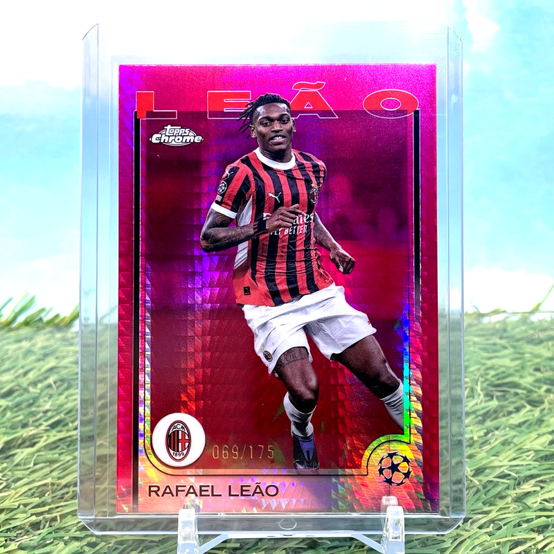 2024-25 Topps Chrome UEFA CC #11 Rafael Leao Neon Pink Prism /175 AC Milan