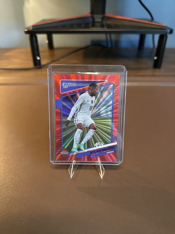 2021-22 Panini Donruss Soccer Kylian Mbappe Red Laser Parallel /99 France