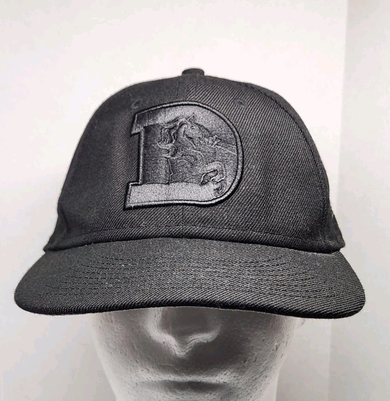 New Era 59Fifty NFL Denver Broncos Black On Black 7-5/8 Fitted Cap