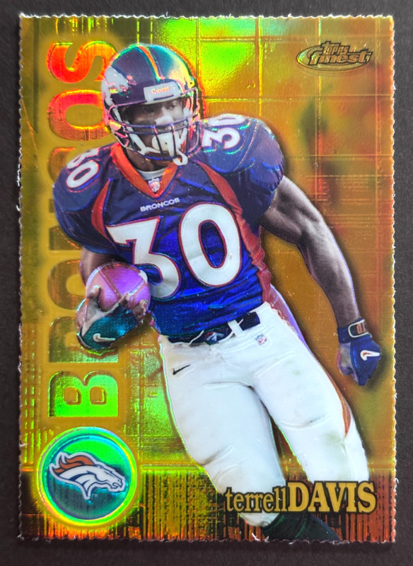 2000 Topps Finest Terrell Davis Gold Refractor #43 /300 Broncos HOF