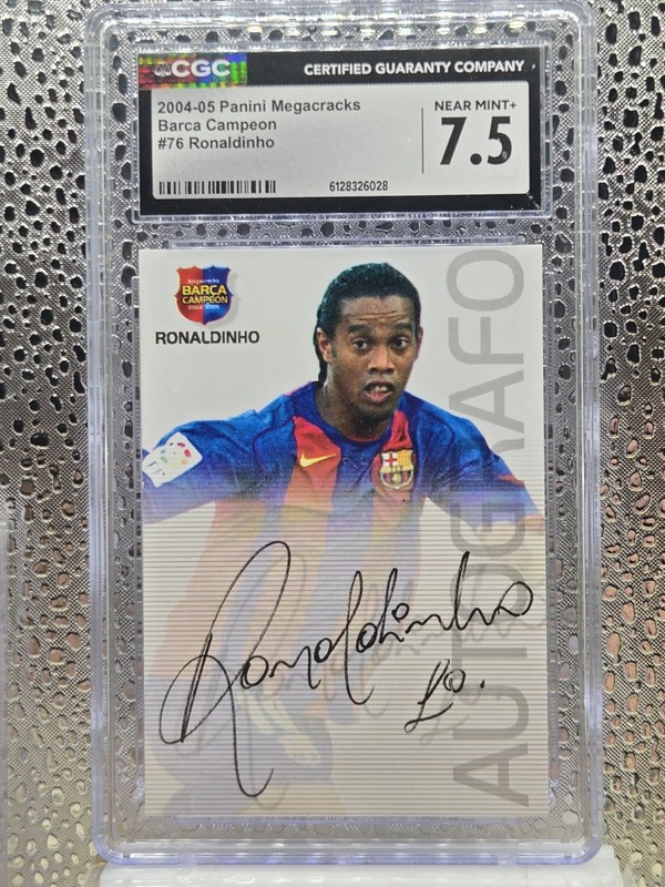 2004-05 Panini Megacracks Barca Campeon Autografo Ronaldinho CGC 7.5 #76 Spanish