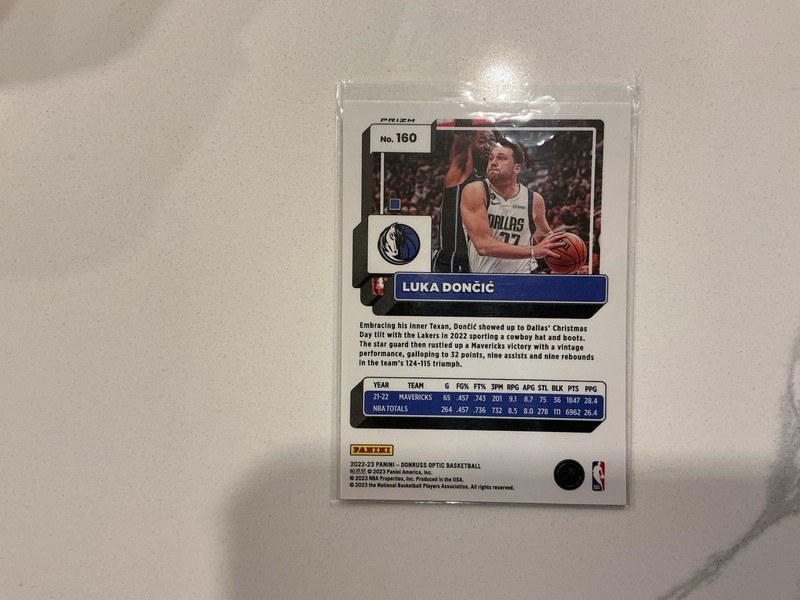 2022-23 Panini Donruss Optic Basketball Luka Dončić Green Pulsar Prizm card gallery