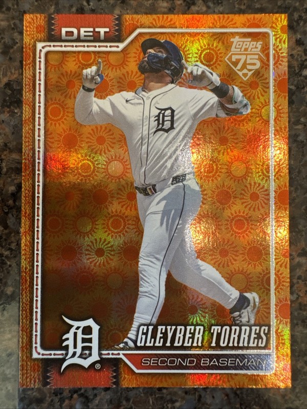 2026 Topps Series 2 Orange “SUN” Foil Parallel #439 Gleyber Torres – Detroit