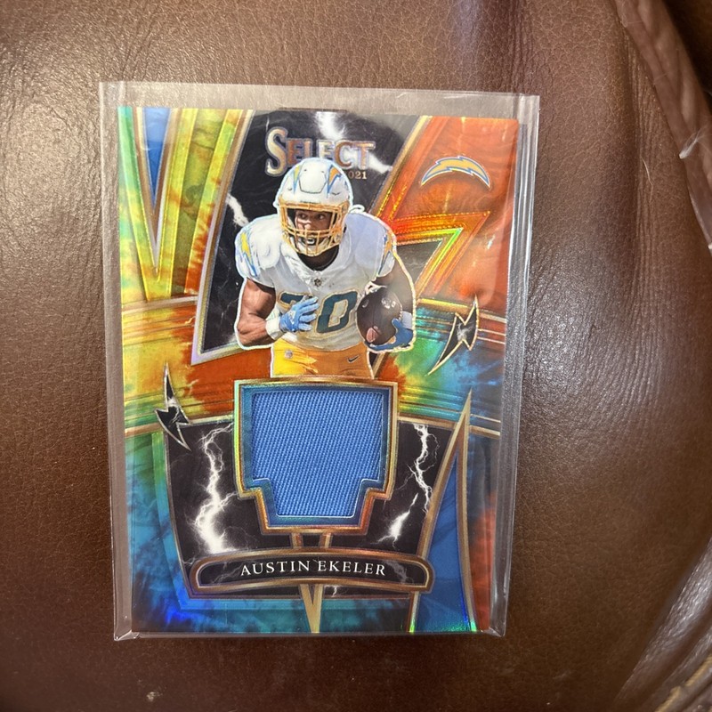 2021 Panini Select – Sparks Relics Austin Ekeler #SP-AEK Tie-Dye Prizm /25 (MEM)