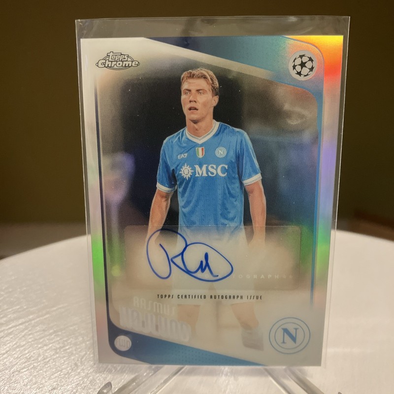 Topps Chrome Uefa 25-26 Rasmus Hojlund Auto Base Refractor