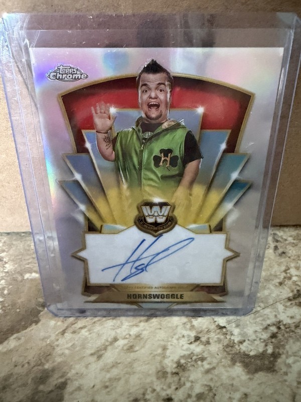2026 Topps Chrome WWE #LCA-HW Hornswoggle Refractor Auto