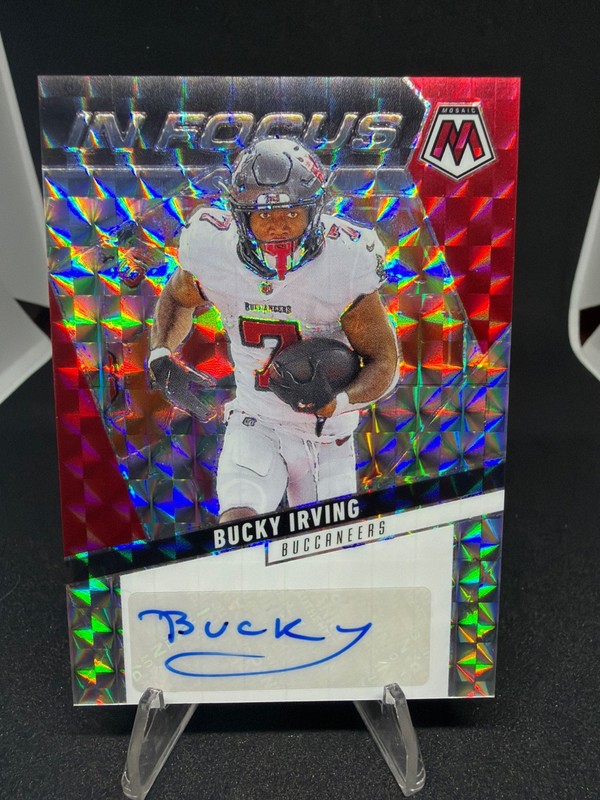 2025 Panini Mosaic – In Focus Signatures Bucky Irving #IFS-BIG (AU)
